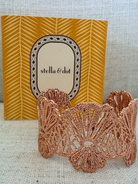 Stella & Dot Rose Gold Cuff Bracelet